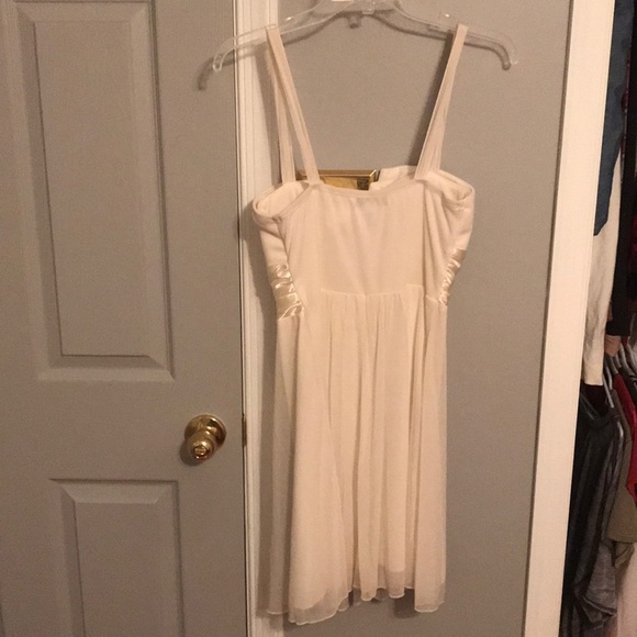 Ivory Dress - Picture 3 of 4